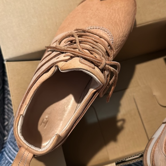 Hender Scheme made in Japan natural veg tan shoes size 4 (similar to men’s 8) - Picture 3 of 6